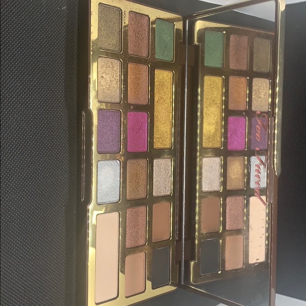 Too faced chocolate gold